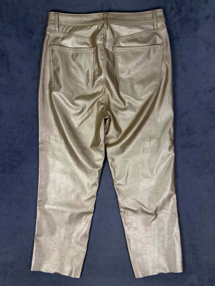 Pantalones Express para mujer 12 dorados de cuero brillante ajustados tiro súper alto dobladillo recto crudo Foto 2 de 4