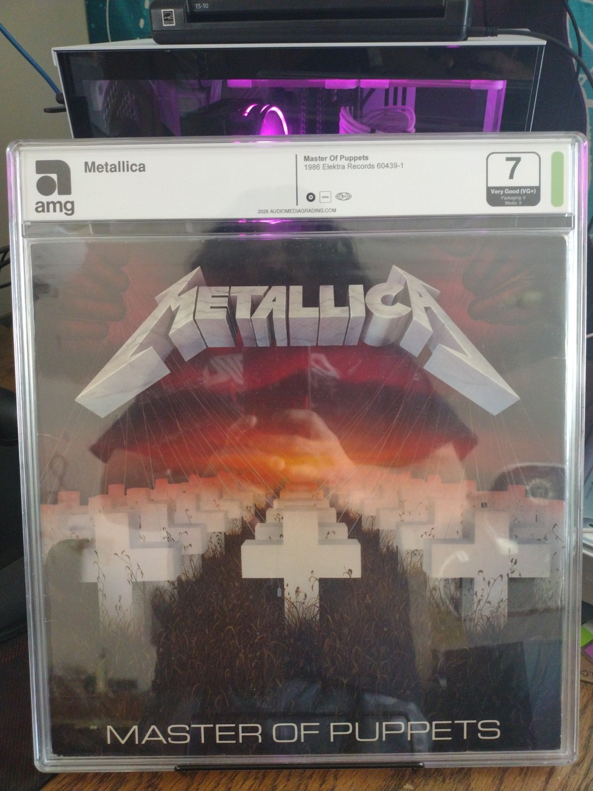 {GRADE 7} METALLICA MASTER OF PUPPETS -  ELEKTRA - 1986 1ST PRESS 60439-1. VG+ 