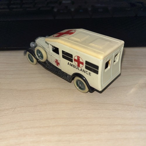 Used LLedo Days Gone Ambulance Boxed 1983 CB24 Collectors Item 1/43 Diecast - Bild 3 von 5