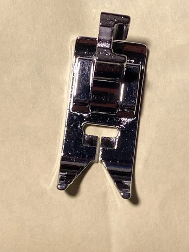 Pfaff 8mm Hinged Zig Zag Presser Foot For Low Shank Sewing Machines - Image 3 of 4