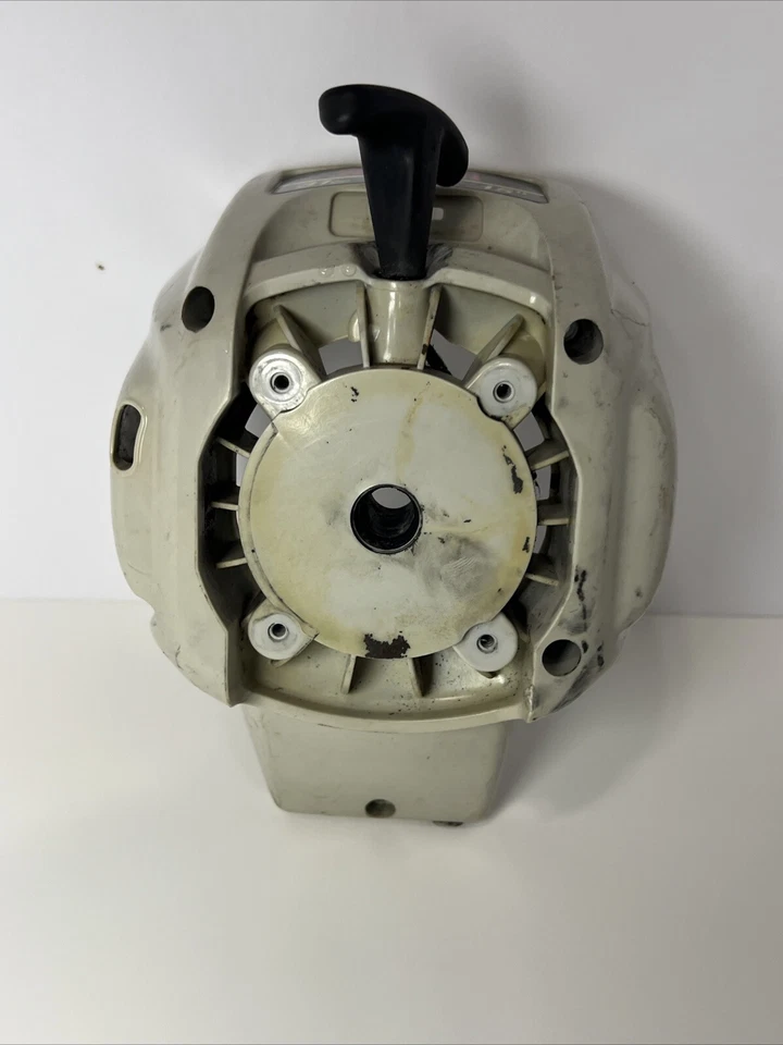 Conjunto de carcasa de arranque Ryobi Trimmer 725r 31cc 15" Foto 2 de 4