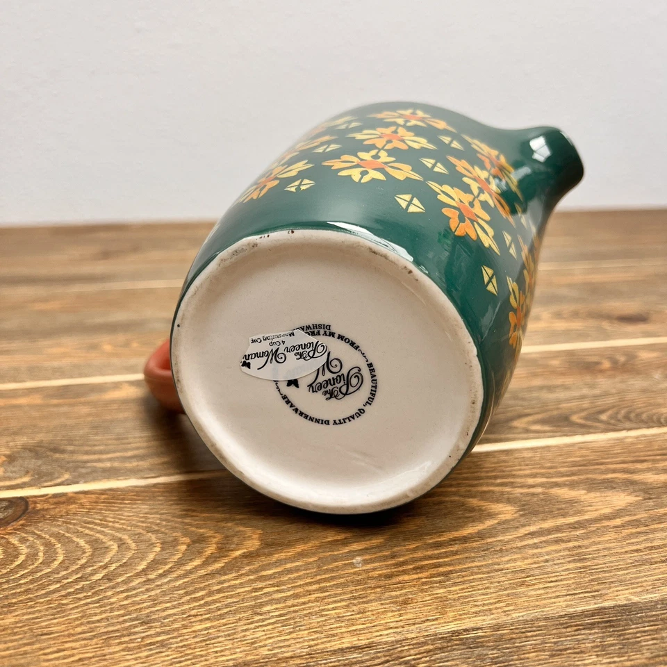 Pioneer Woman Vintage Geo Dot Harvest Green 1 Qt. Measuring Cup Pitcher 4 Cups - Image 2 of 4