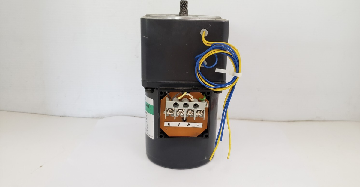 ORIENTAL MOTOR CBI540-703T CLUTCH & BRAKE MOTOR, 200/220V 50/60Hz 