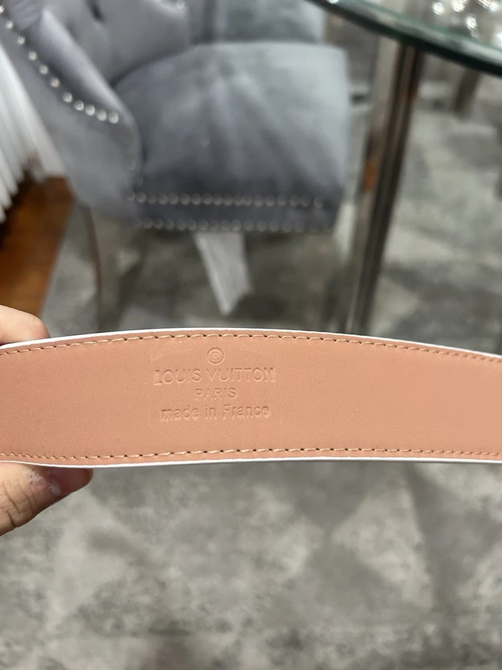 Cinturón Louis Vuitton Damier Azur Initiales 40 mm Foto 2 de 3
