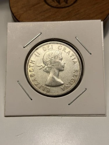 1957 CANADA FIFTY CENTS SILVER WORLD COIN NICE BU/UNC CONDITION!