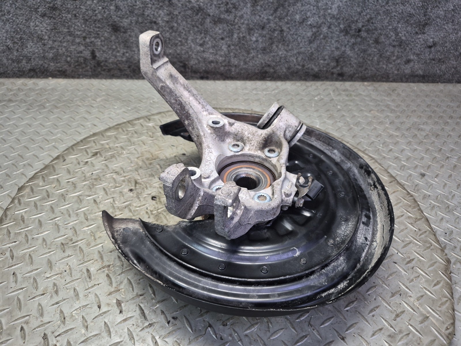 Bentley Continental GT 2003-2010 Rear Right Hub bearing assembly