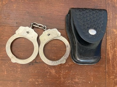 Vintage Peerless Handcuffs Company w/ Black Leather Case No Key