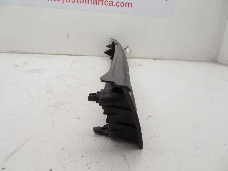 88-92 TOYOTA COROLLA DX GRILLE WITH EMBLEM - Image 2 of 4