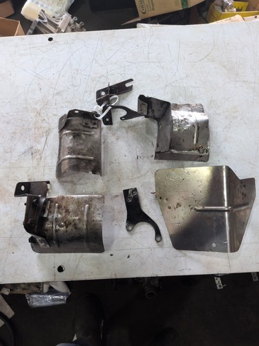 READ 1982-1995 jAGUAR XJS 12CYL STEERING RACK HEATSHIELD  6 pieces left  right