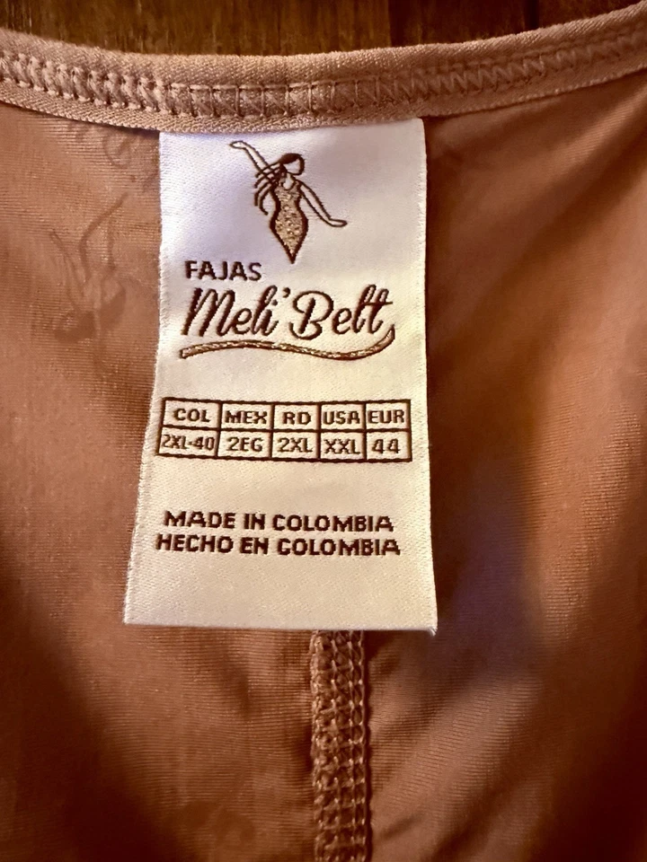 Cali Curves - 2x - Curvy Fit Short Leg - Orig $140 - Image 4 of 4