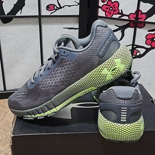 Under Armour Machina 2 Gray Lime Green Shoes Size 8 NWB - Picture 2 of 8