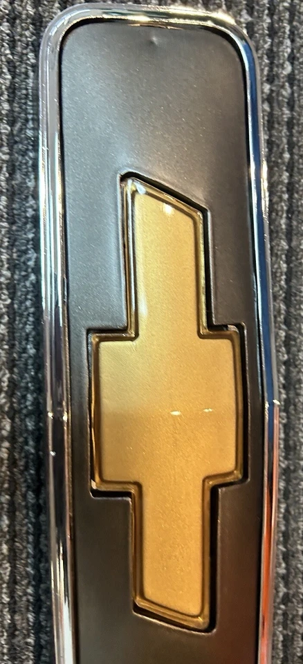 EMBLEMA REJILLA OBS Cheyenne Foto 4 de 4