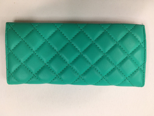 Badgley Mischka Purse Diamond Quilting Cover Wallet Vegan Leather - MSRP $49 - Picture 2 of 9
