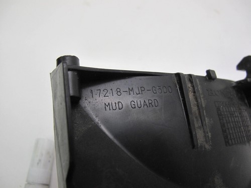 Honda CRF 1000 Africa Twin Lower Chain Mud Guard 17218-MJP-G500 - Picture 3 of 4