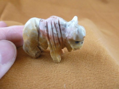 (Y-BUF-14) little tan red BUFFALO bison carving stone gemstone SOAPSTONE PERU