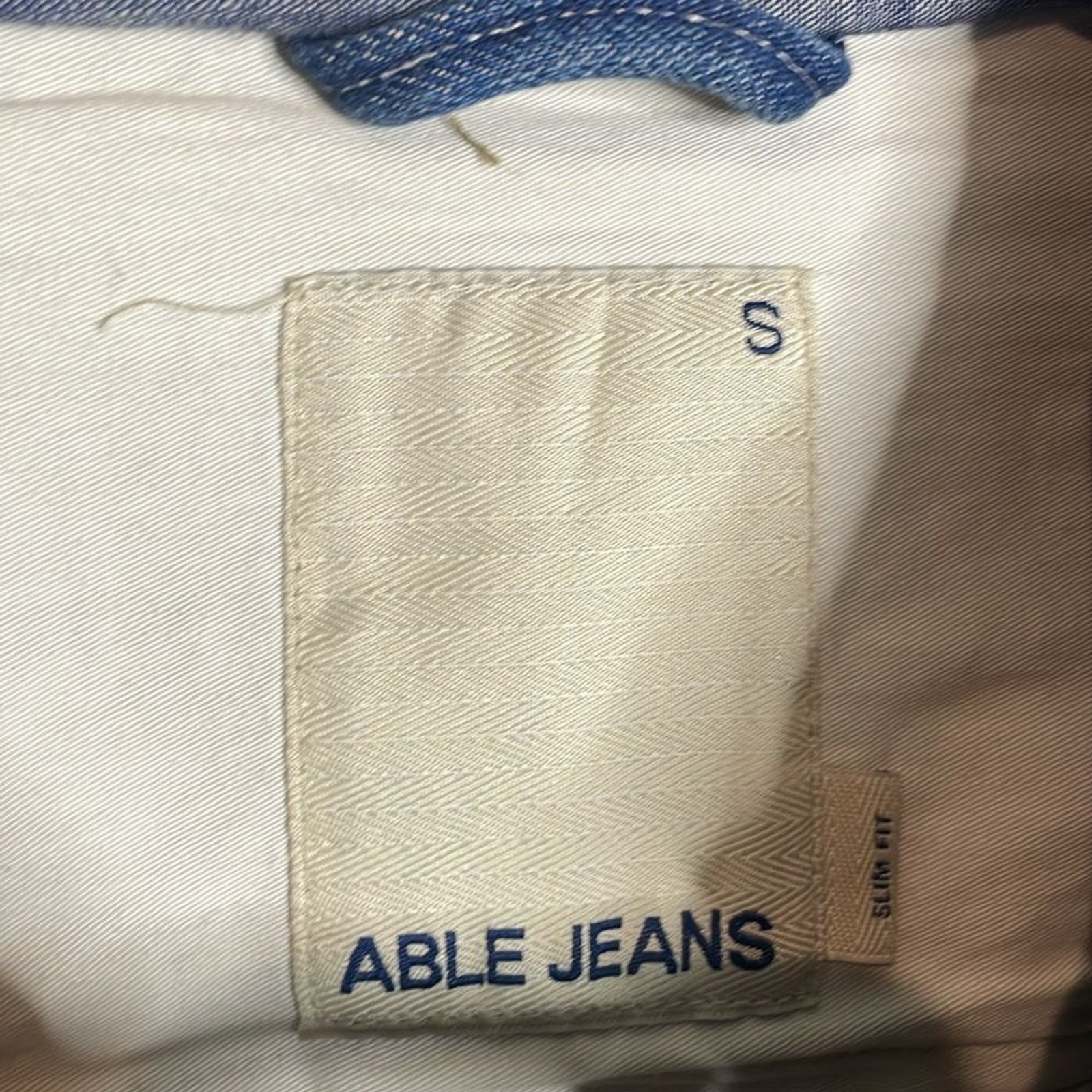 Able Jeans Women’s Distressed Patchwork Denim Jac… - image 3