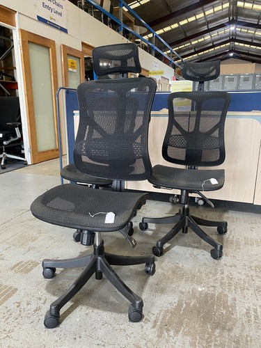 Ergonomic Mesh Back Chair With Headrest 2 Lever No Arms - Salisbury - Picture 4 of 6