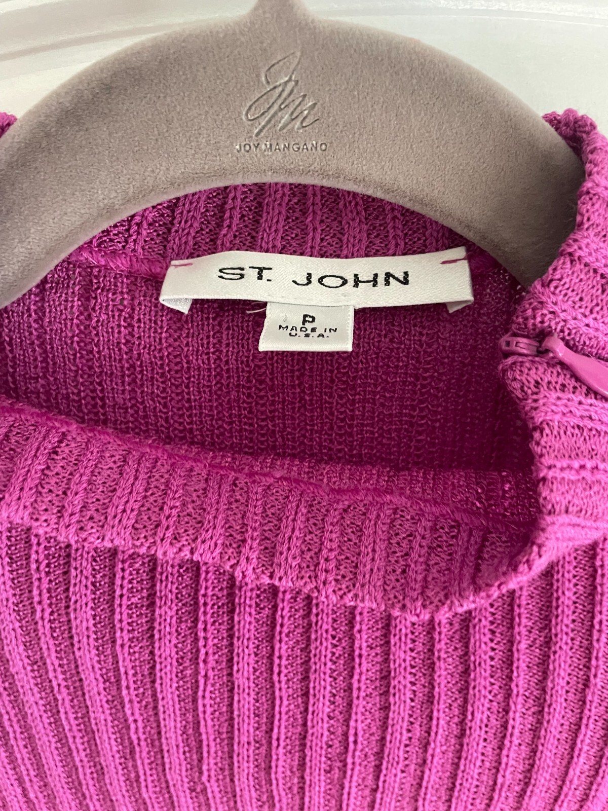 St. Johns Knit Ribbed Knit Sleeveless Mock Neck Top in Fuchsia SIZE P