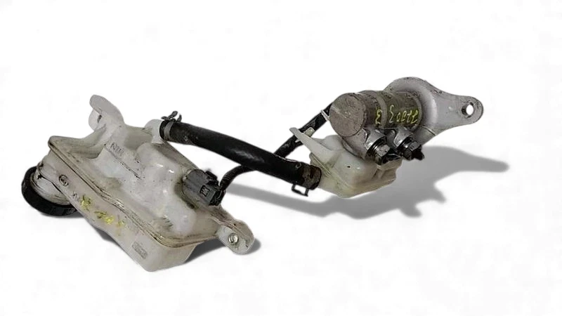 Cilindro maestro de freno ABS Ford Fusion 2010-2012 con AdvanceTrac IVD OEM Foto 2 de 4