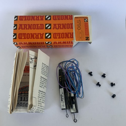 Tren Arnold N Ref 1790 Interruptor Derecho & Izquierdo Nuevo en Caja | Zustand: Usado