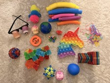 Lot of 77 Sensory Fidget Toys And Figurines Pop Its Spinners Puzzle Games