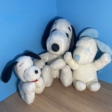 Vintage Snoopy Soft Plush Toy  bundle 1968 United Feature Syndicate Inc 