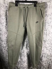 Nike Tech Sportswear Men's Size XXL Light Army/Black Fleece Jogger $115 NWT