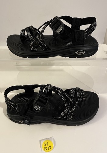 Chaco Z/Cloud 2 Sandals Womens Size 7 Black Strappy Athletic Toe Loop J106664