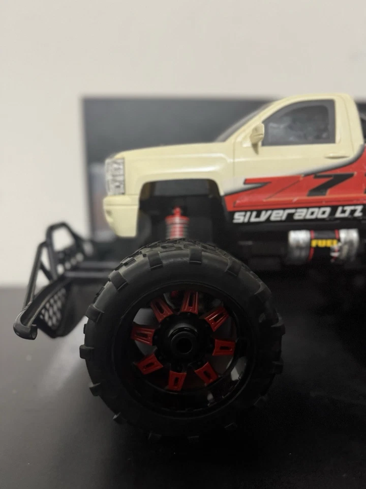 Coche de juguete eléctrico camioneta pick up Foto 4 de 4