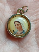 Our Lady of Medjugorje/St James Church Pendant Gold Tone VTG 90s Queen of Peace