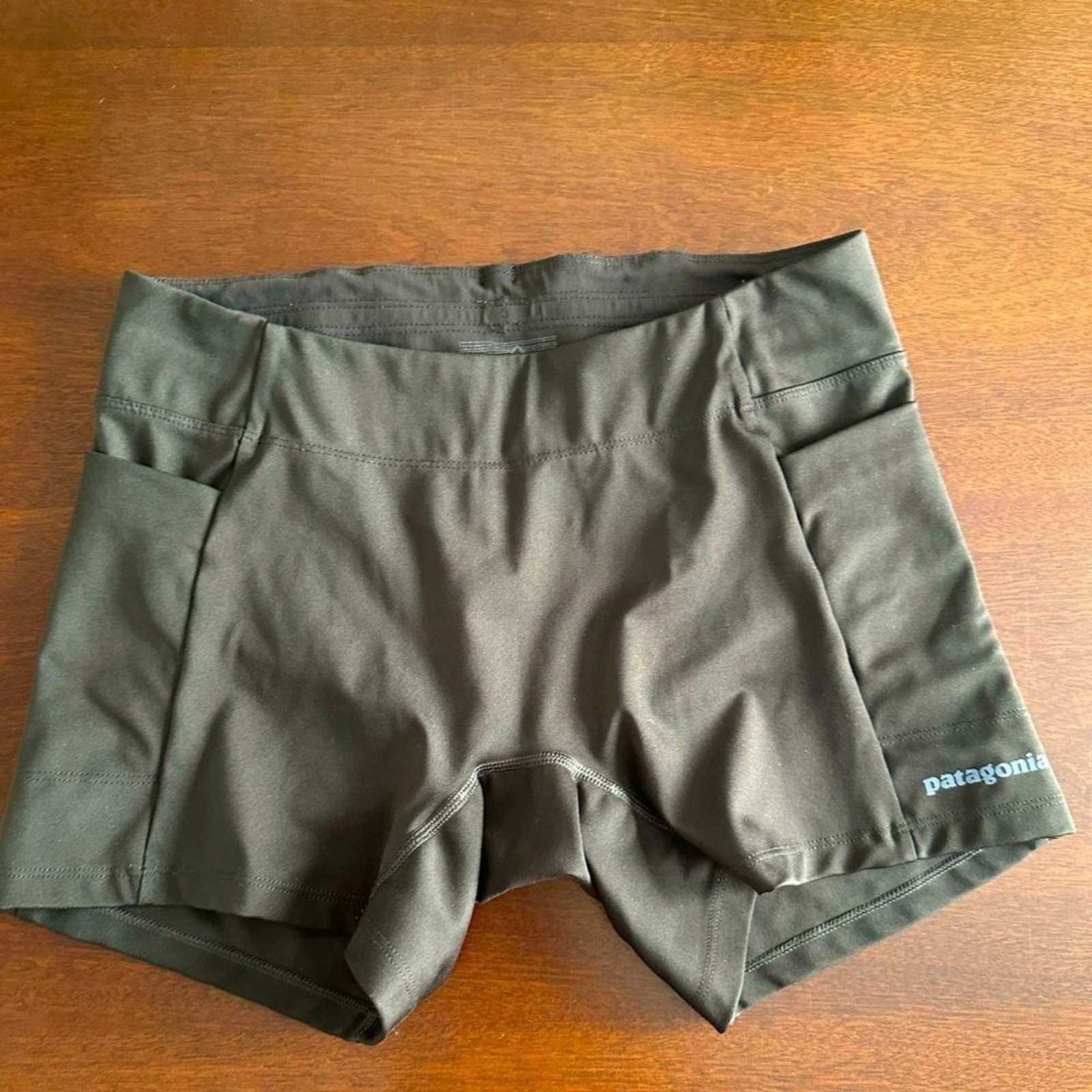 Gorpcore Patagonia Black Athletic Running Shorts Moisture-Wicking Trail Running
Opens in a new windo