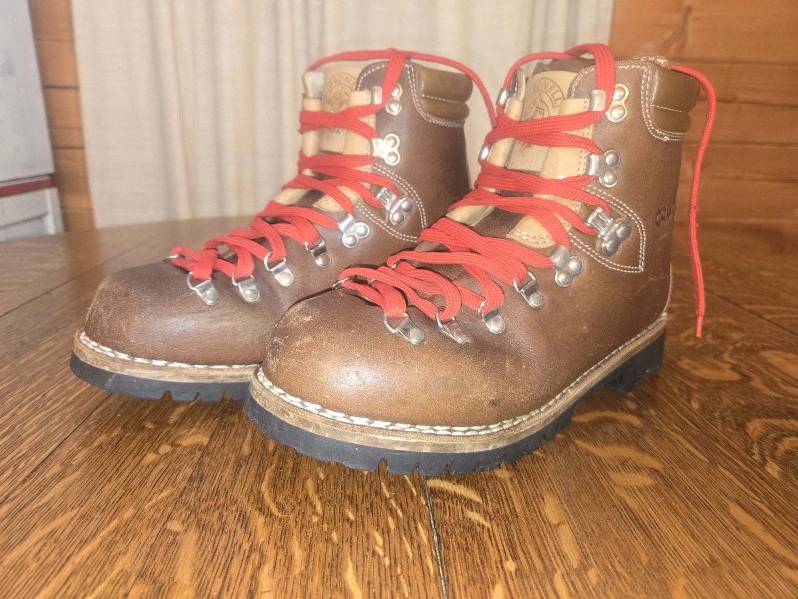 Vintage Gronell Montagna Sport Camp 7 Boots Made In Italt 9 M
Opens in a new window or tab