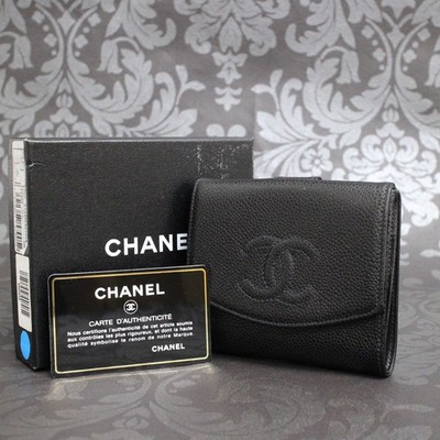 CHANEL Caviar Skin CC Logo Black Bi-fold Compact Wallet #2804 Rise-on