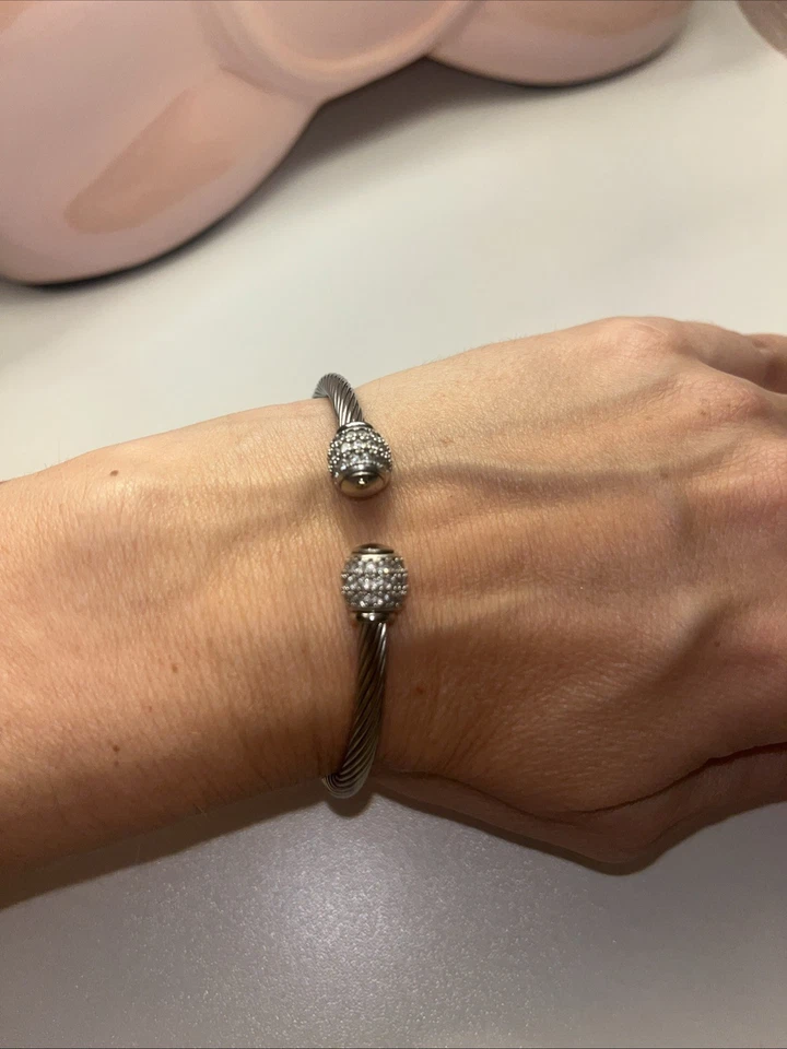 Nomination Original Made In Italy  open Cable bangle Bracelet SS and Sterling - Image 4 of 4