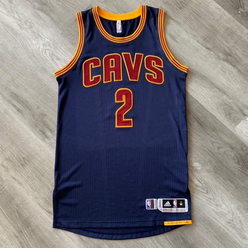 Team Issue Kyrie Irving M +2 Cleveland 
