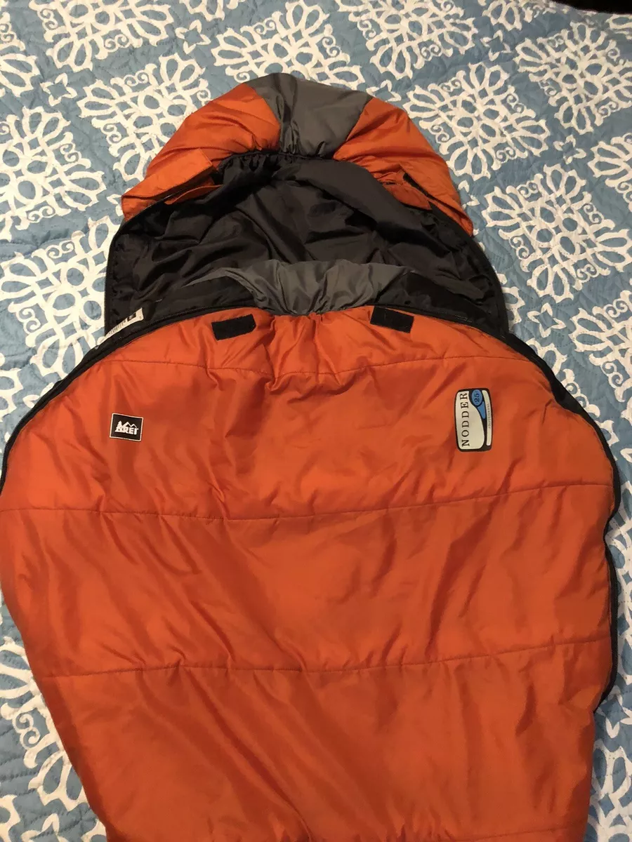 REI NODDER Kids 25 Deg Adjustable Sleeping Bag Orange 60x52 EUC FREE SHIPPING