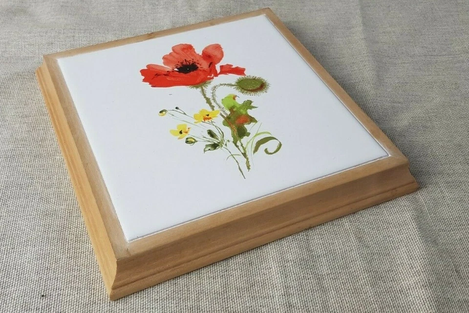 Hand Painted Poppy Tile Hot Pot Trivet, Handmade Hot Plate - Image 3 of 4