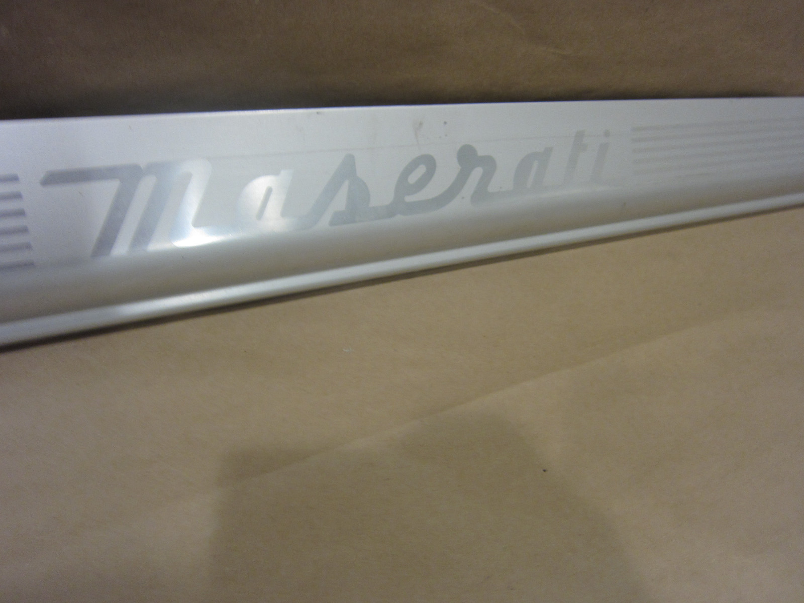 Maserati 4200 - Rh Sill Plate / Under Door Moulding (Standard) - P/N 386100314