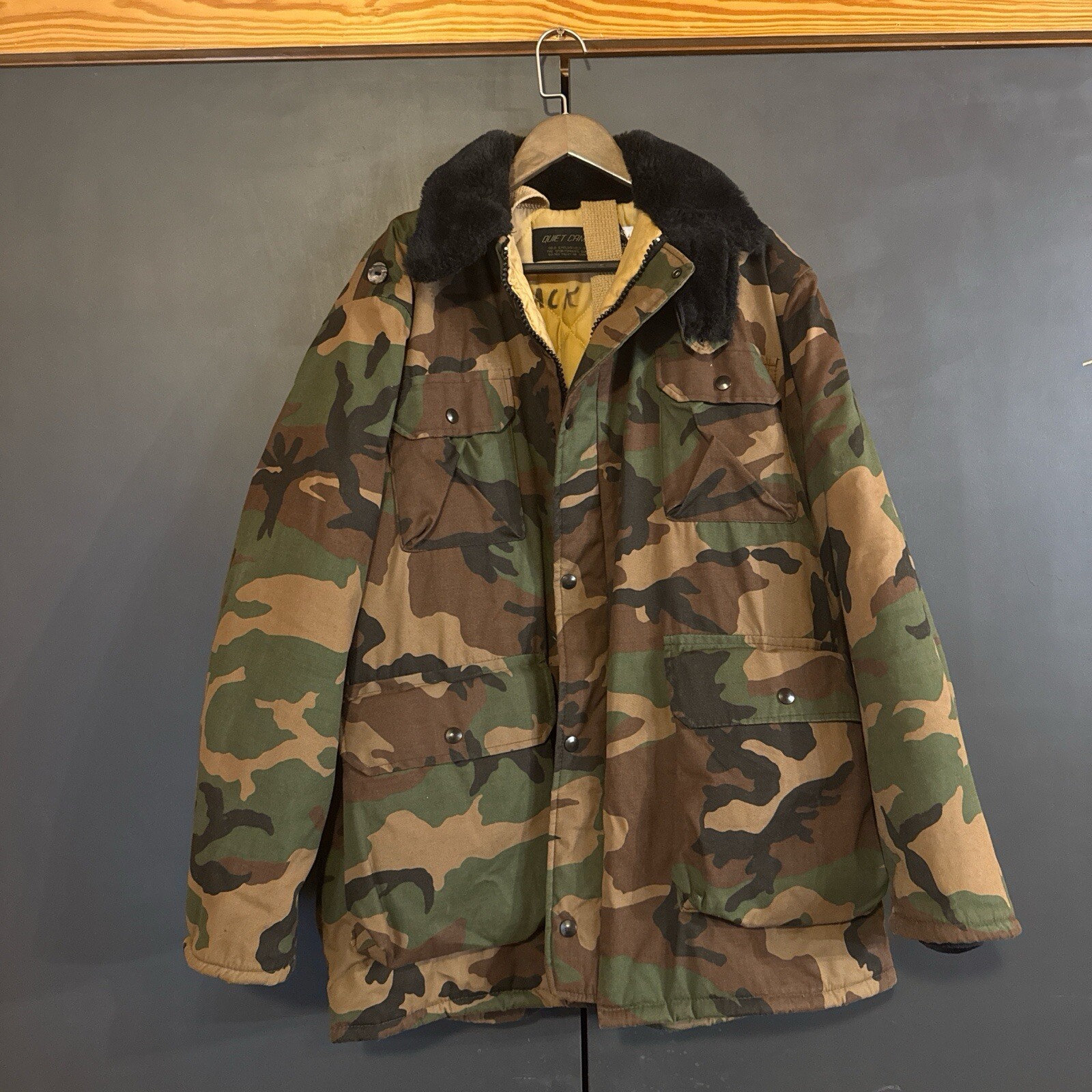 Vintage Camo Hunting Jacket Large 3M Insulated Warm USA Made