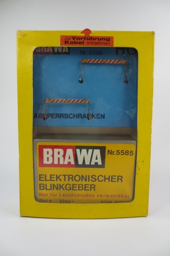 Brawa H0 5586 barreras de barrera con electricidad. Intermitente como nuevo y embalaje original CH21075 | Zustand: Neu