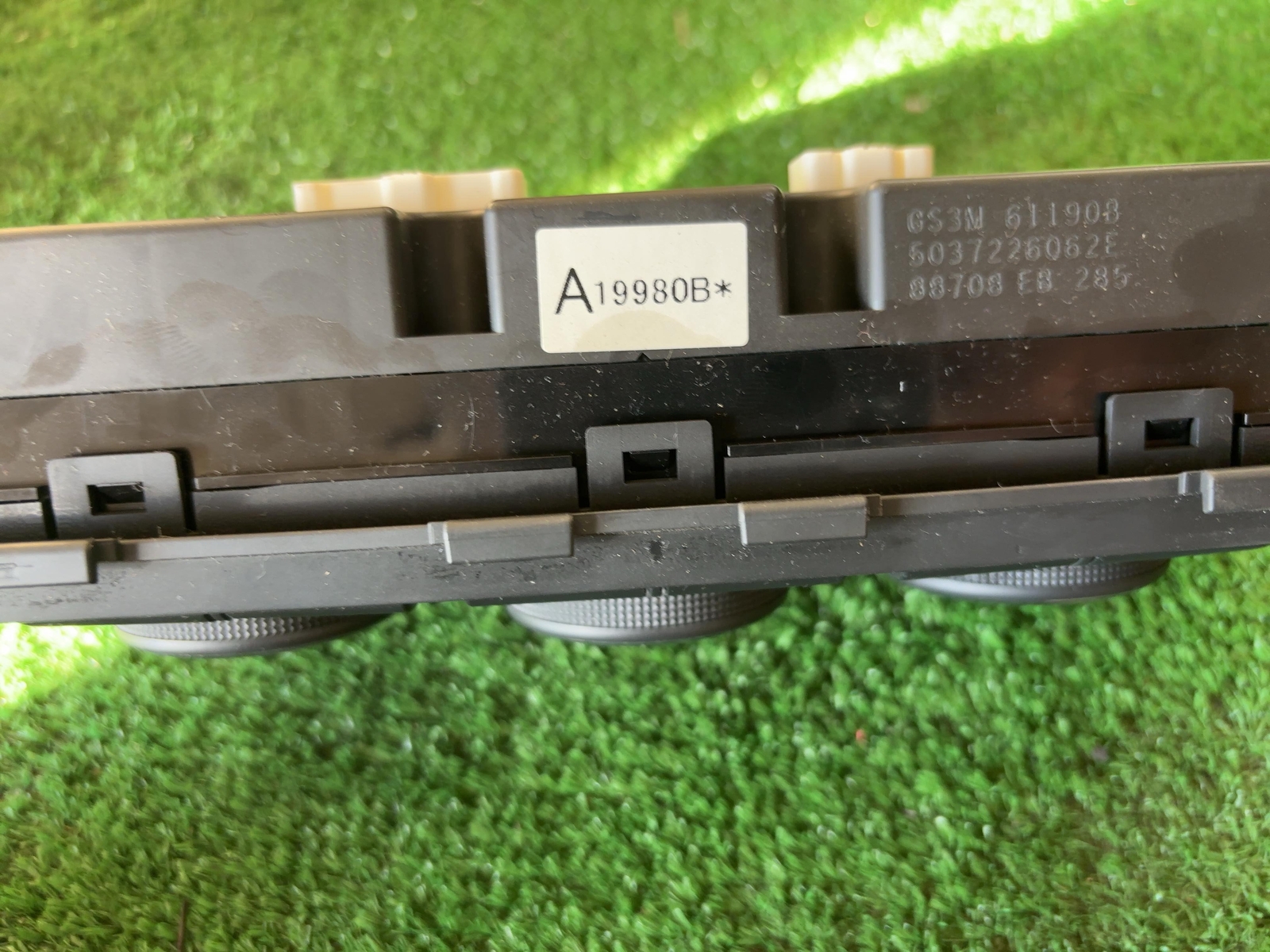 Picture 3 of 3