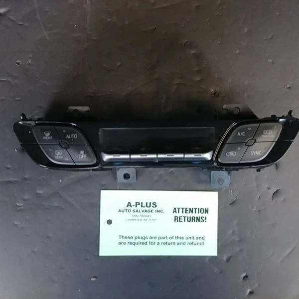 2018 TOYOTA C-HR OEM Automatic Temperature Control ID 55900-F4201 Fits 18-19  - Image 2 of 4