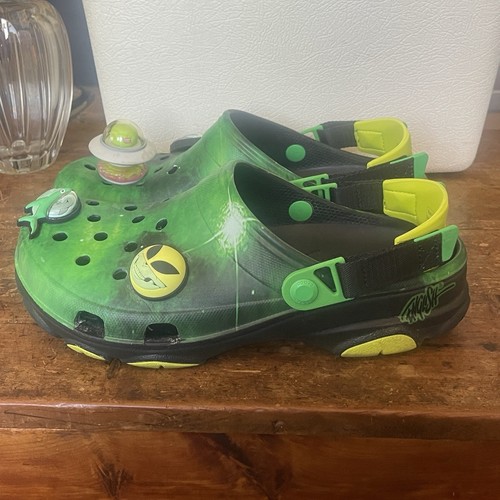 CROCS X Ron English Area 54 Mens Clogs All Terrain Green Alien Jibbitz M9/W11 - Picture 4 of 7
