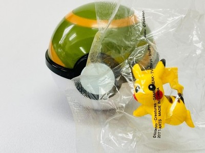 Pokemon Get Collections Mini Toy Figure / Pikachu & Nest Ball Pokémon Japan