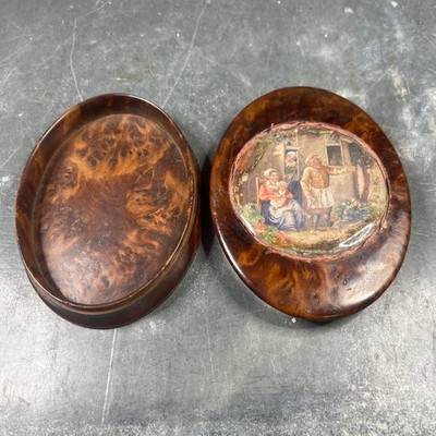 Antique 19th century wooden magnifying glass snuff box, decor painted under glass, Biedermeier