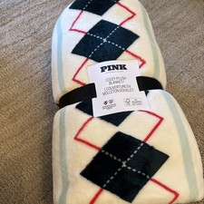 NWT  VICTORIA'S SECRET PINK PLUSH SHERPA BLANKET 50"x60"