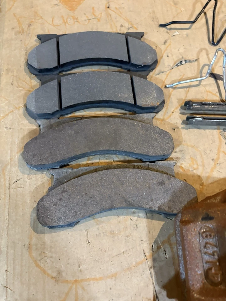 Pinza de freno Ford F250 1987-1995 Foto 2 de 4