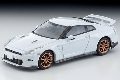 NISSAN GT-R (R35) - T-Spec - 2024 - white - TLVN 1:64