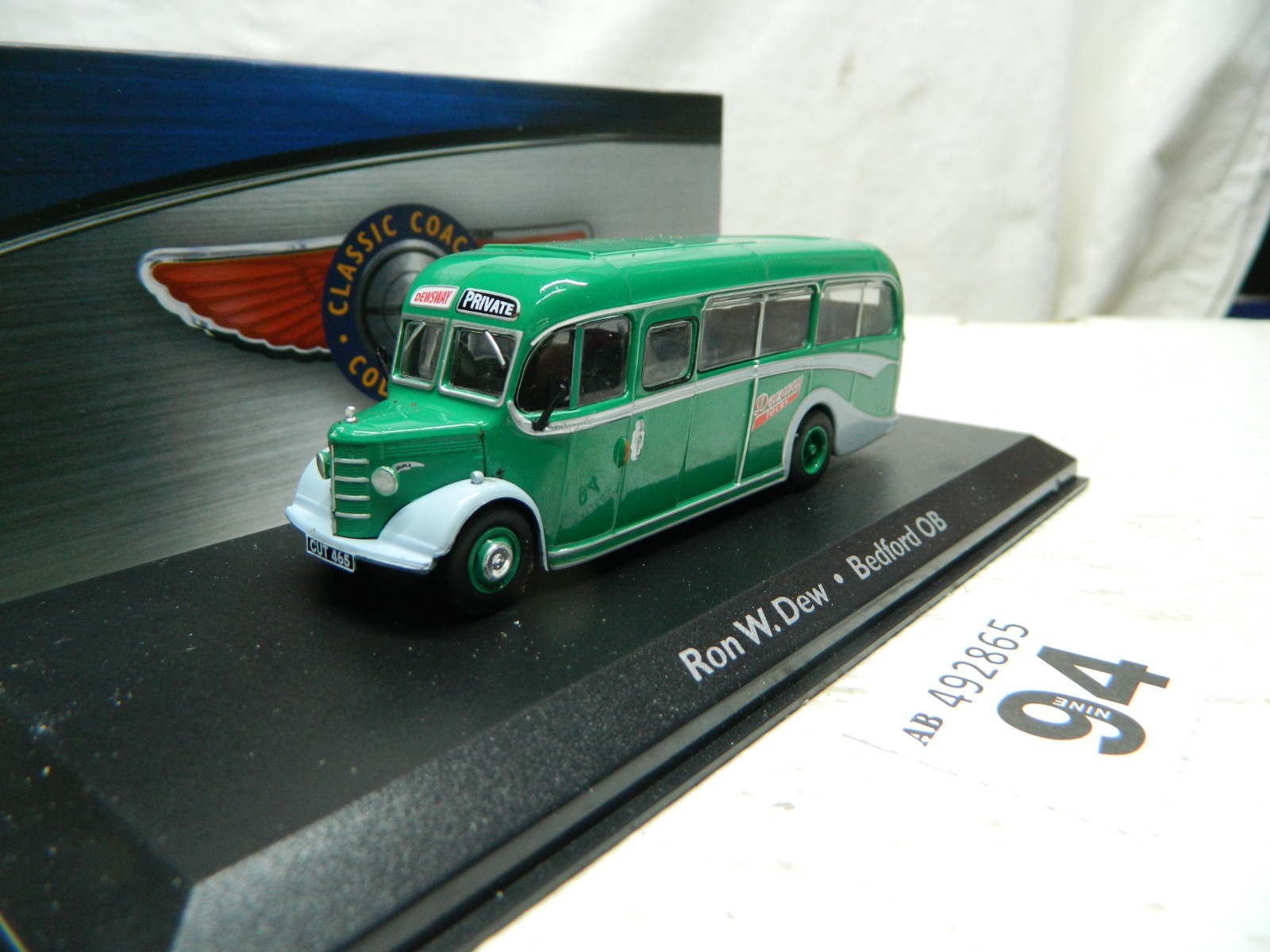 Atlas Classic Coaches 1:72 Bedford OB Coach Ron Deweway Box 4 642 103