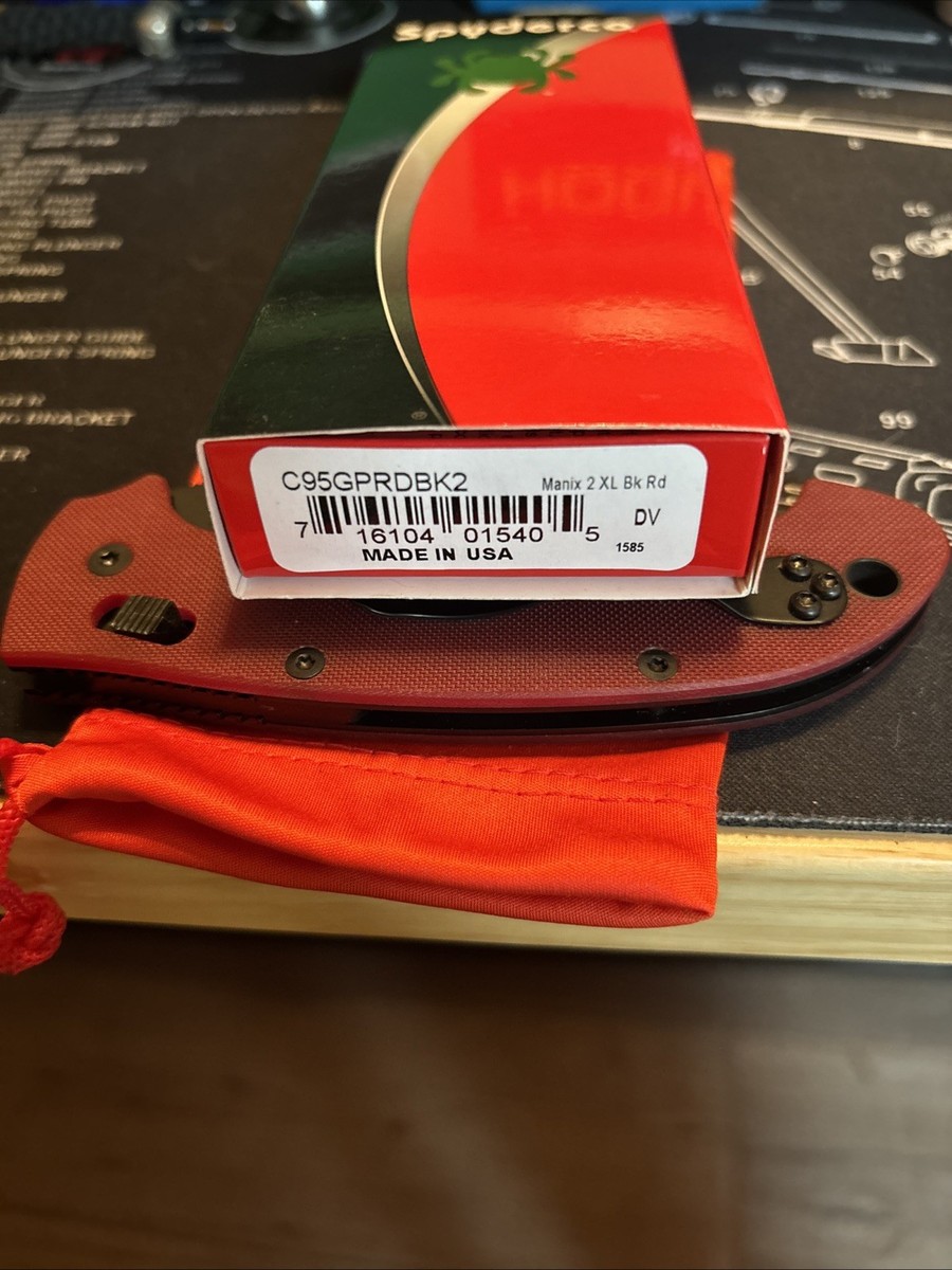 Spyderco Manix 2 XL St. Nick's Exclusive CPM-4V Black DLC